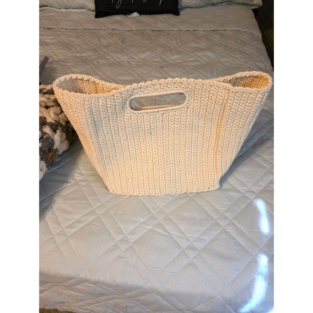 Crochet Basket Bag Pattern | Minimalist Tote | Modern Handmade Style